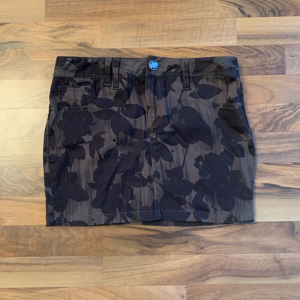 NWOT Bench Camouflage Mini Skirt